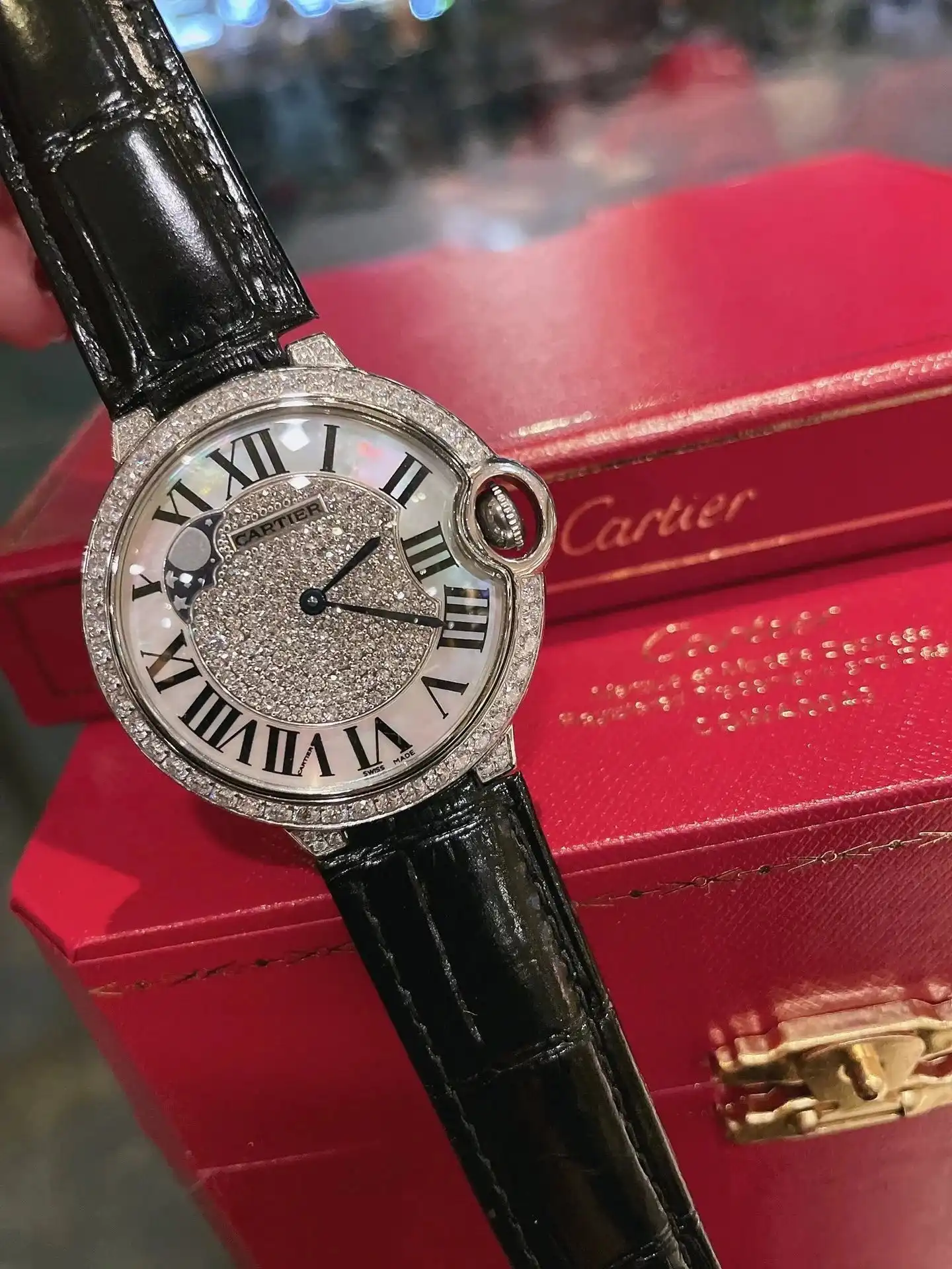 Cartier men's and women's watches view 14