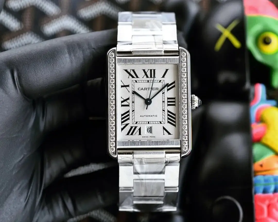 Cartier Ladies' Classic Watches  (25 styles) rep watch