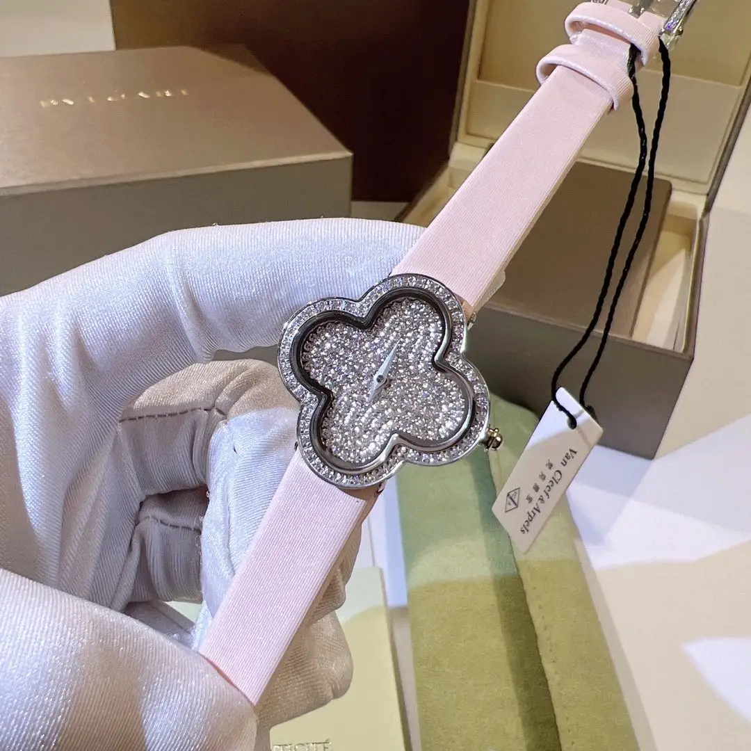 Cartier Watches view 8