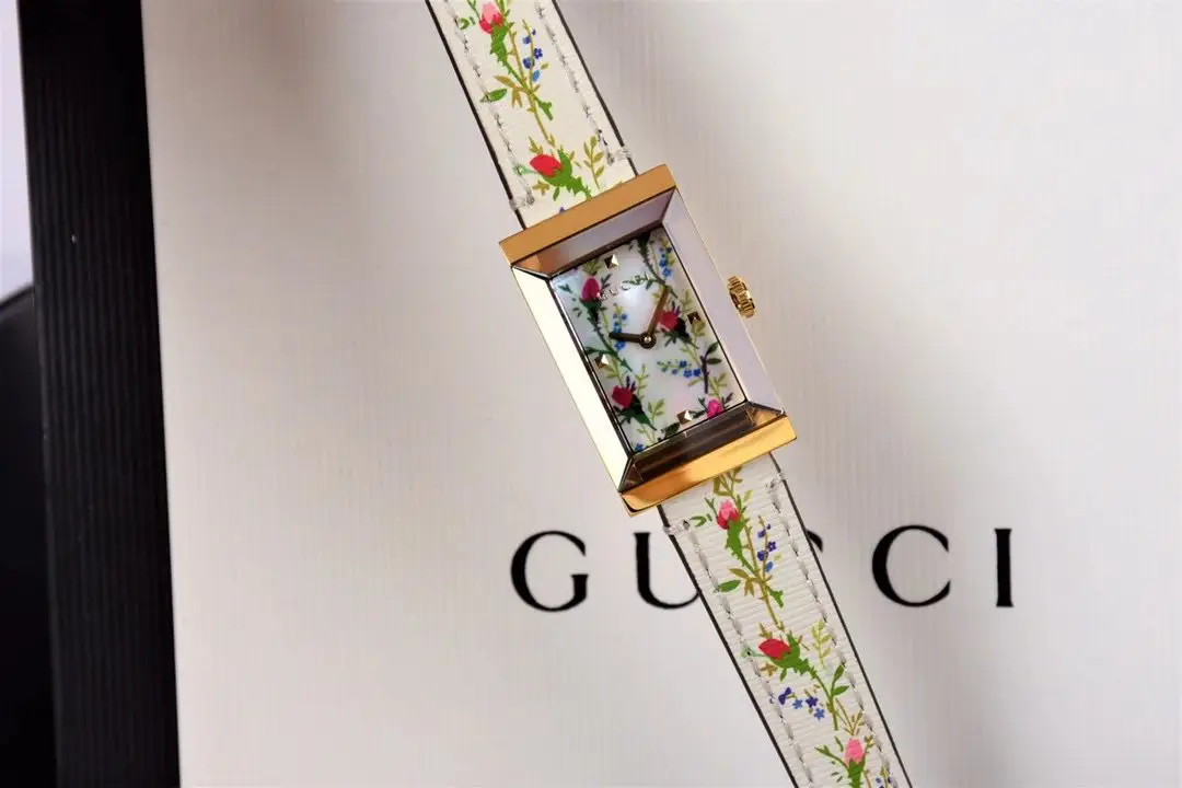 Gucci Quartz Watch [6 styles] view 5