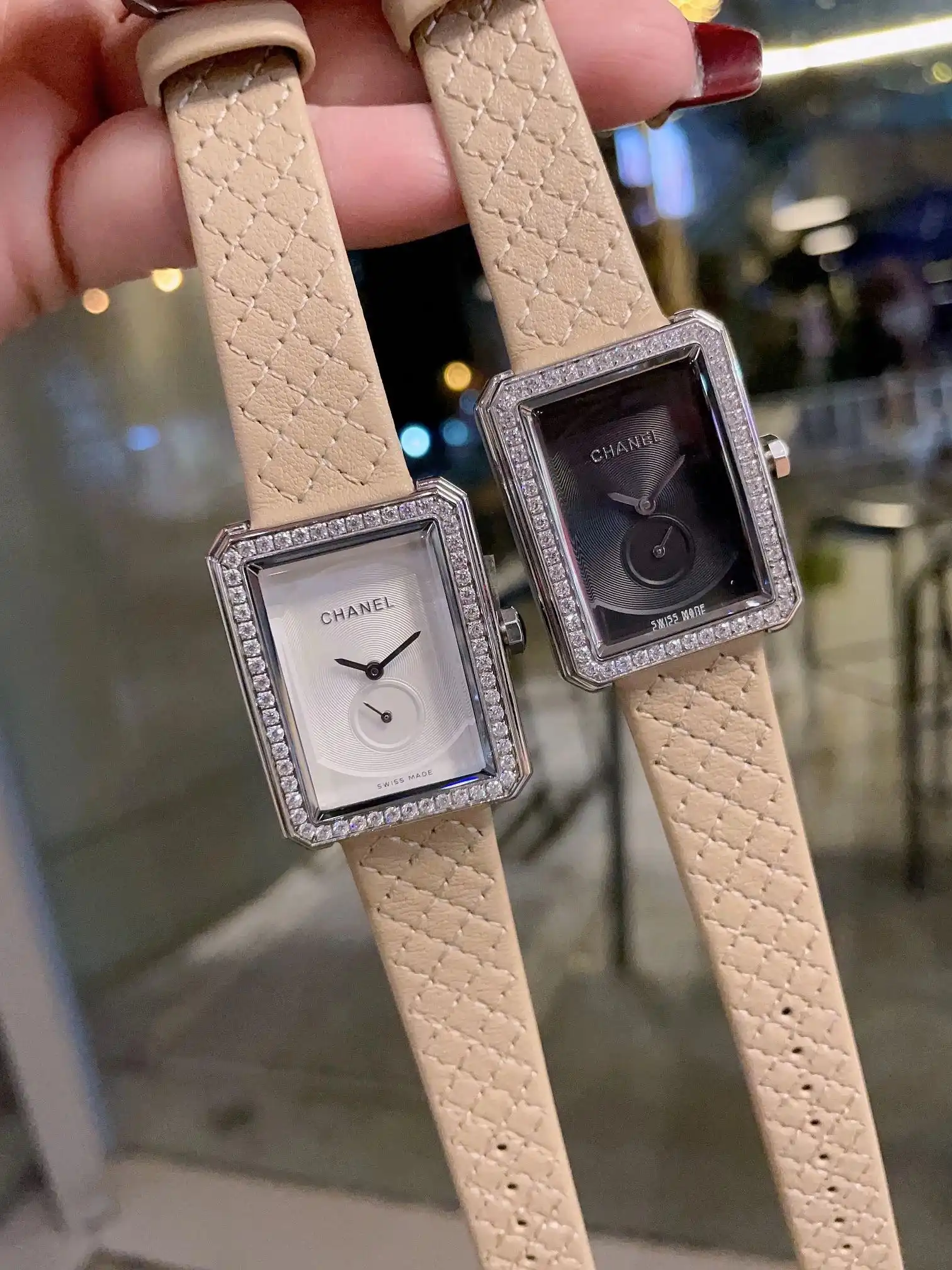 Chanel Watches view 10