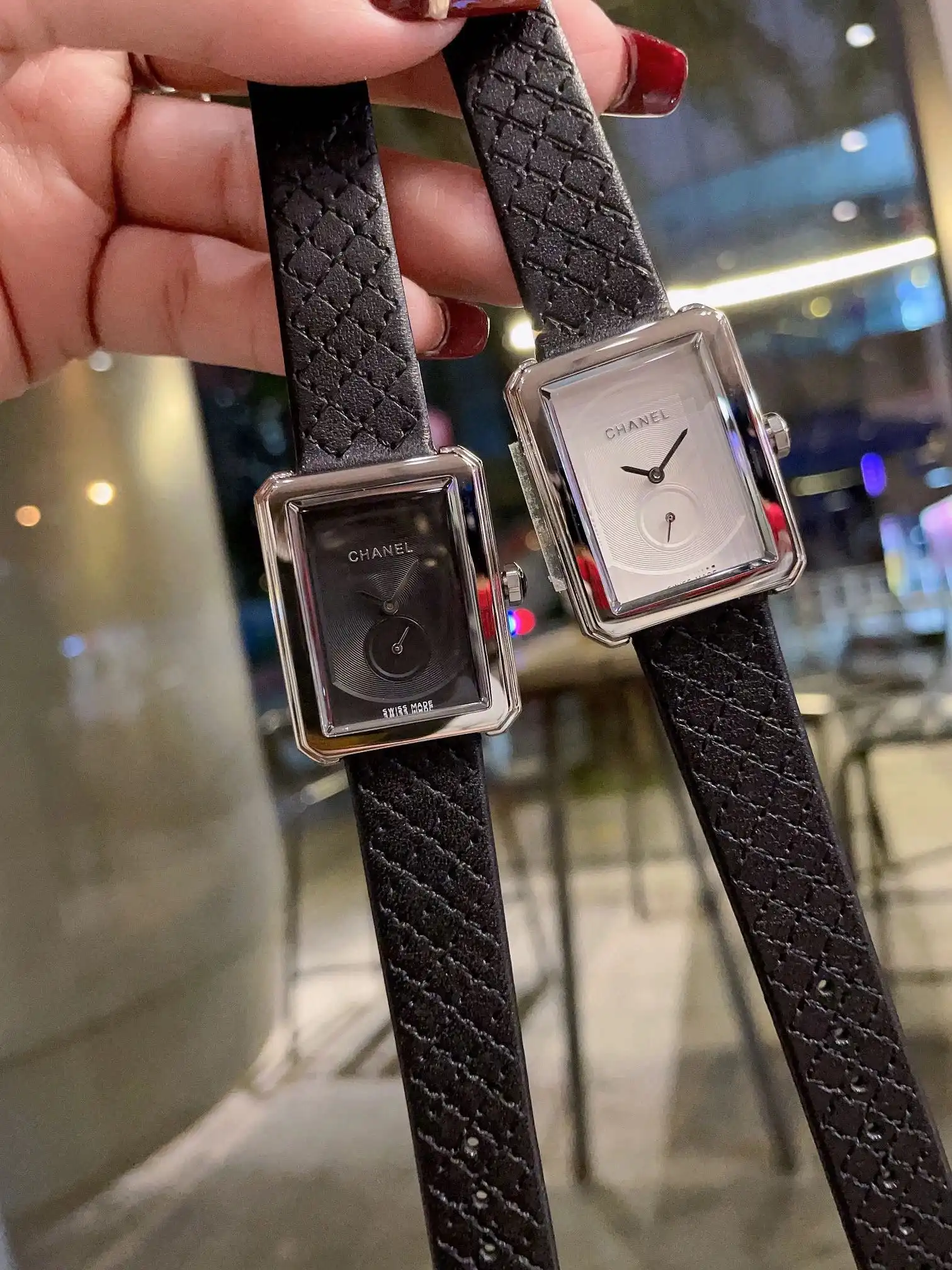 Chanel Watches view 4