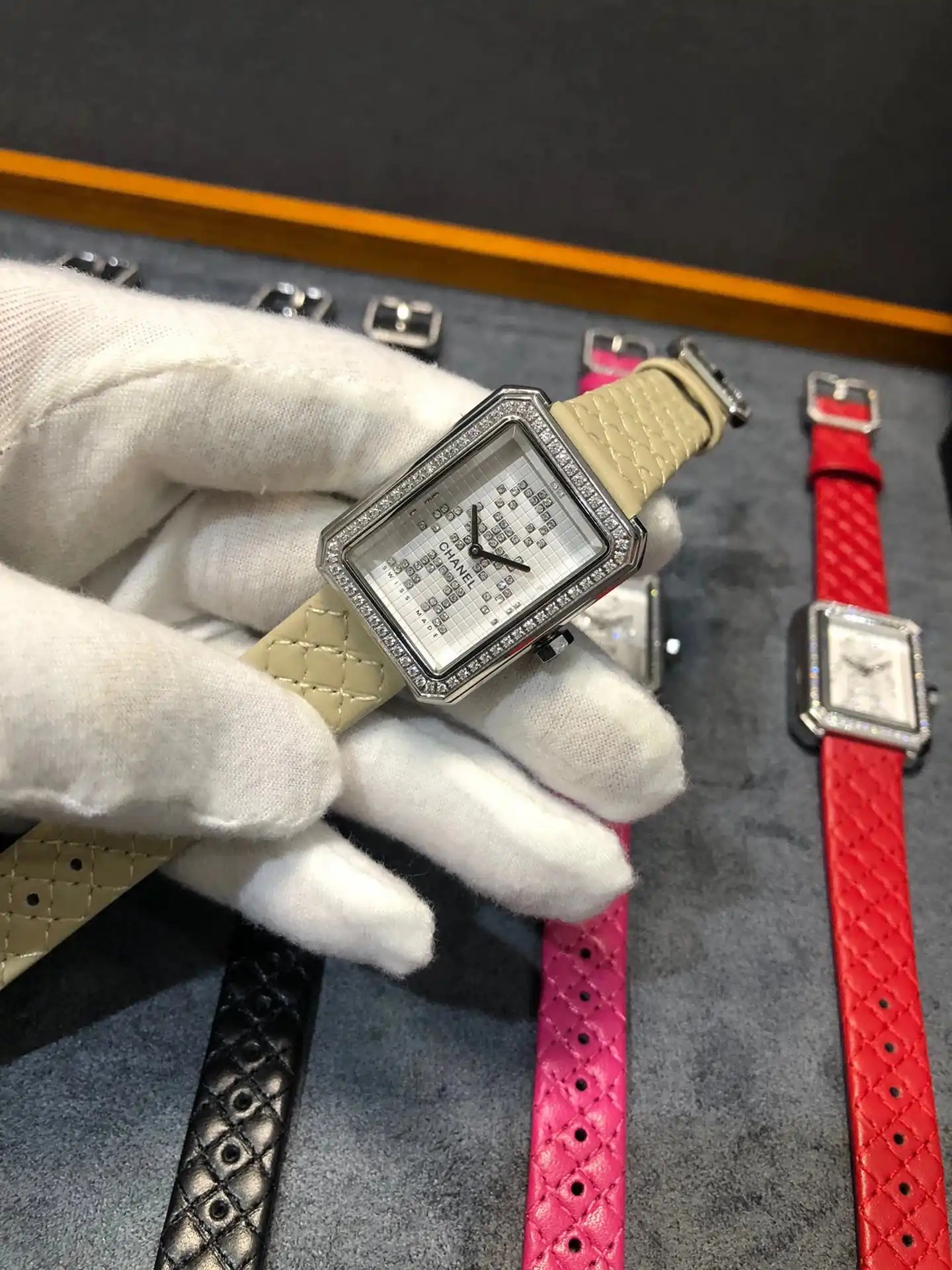 Chanel Quartz Watch [2 styles] view 5