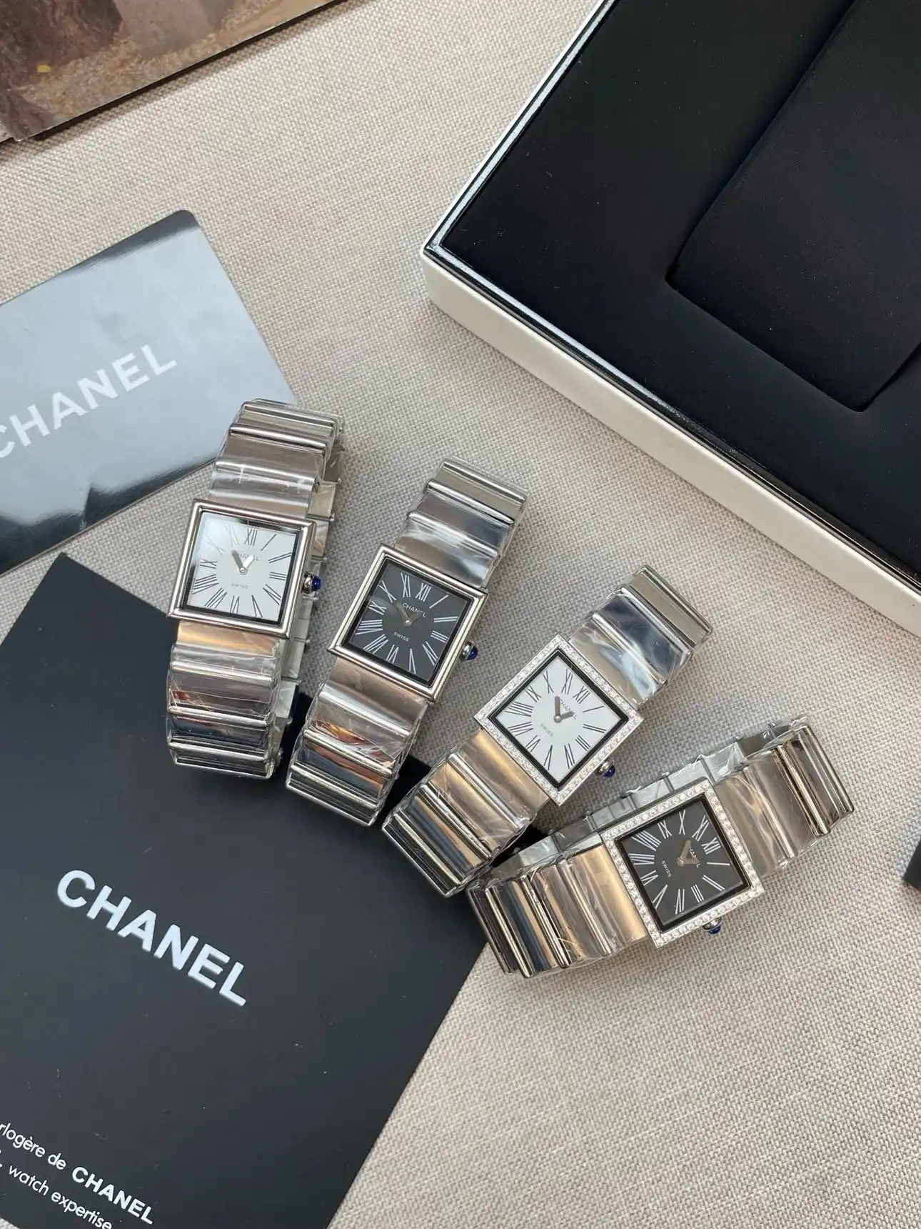 Chanel Watches view 2