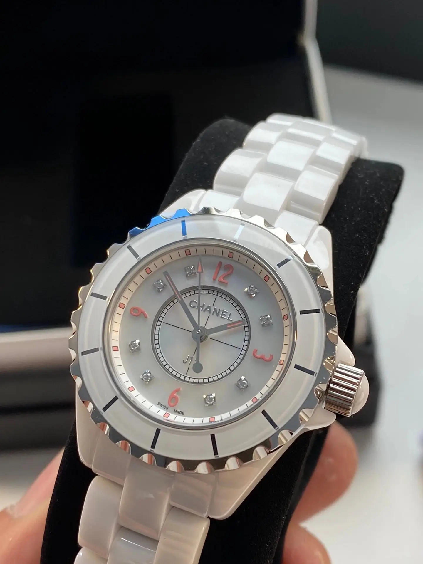 Chanel Watches [8 styles] view 6