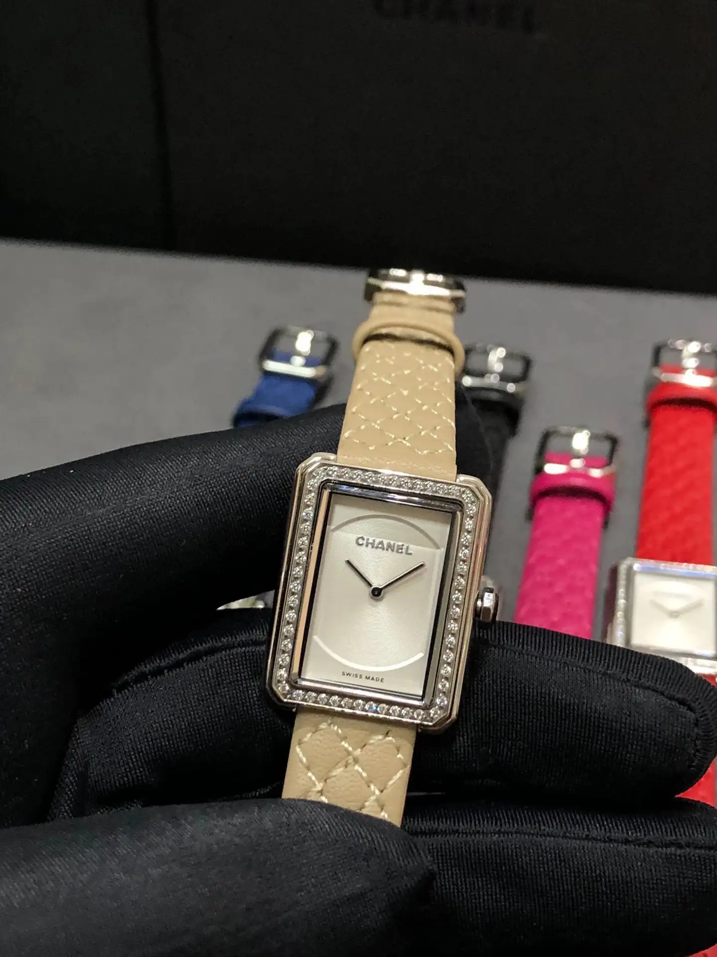Chanel Watches view 5