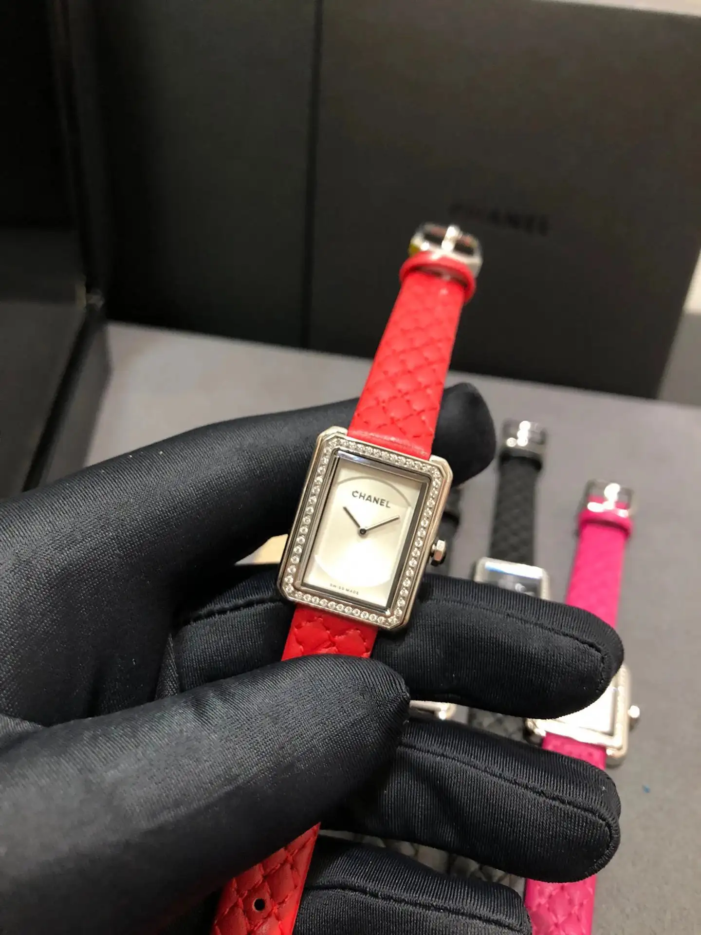 Chanel Watches view 6