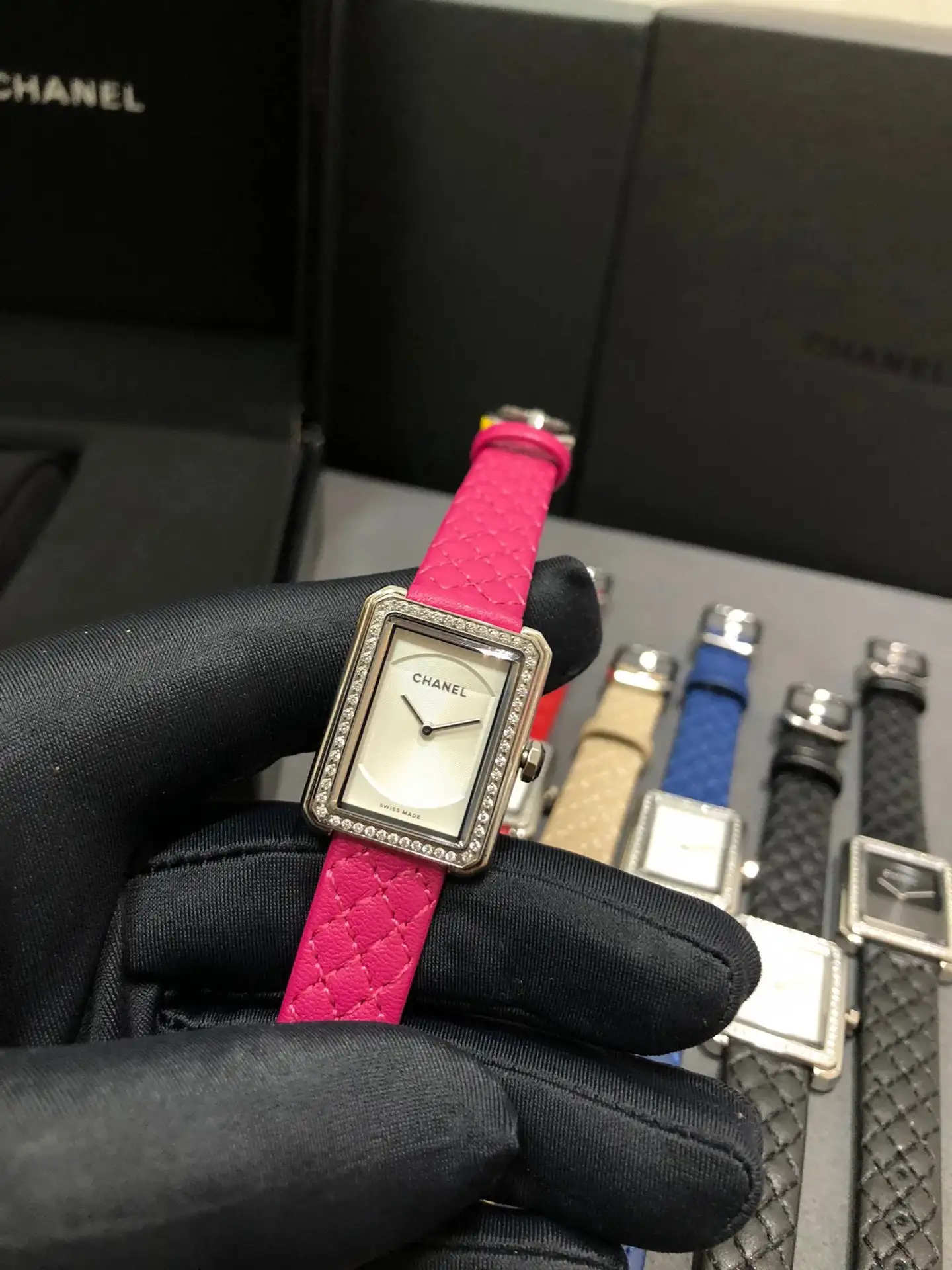 Chanel Watches view 7