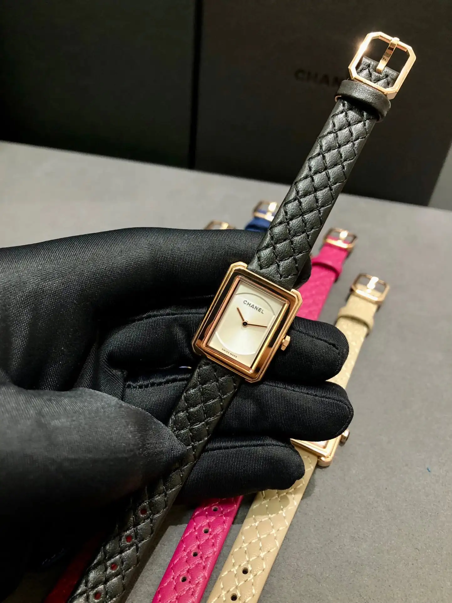 Chanel Watches view 8