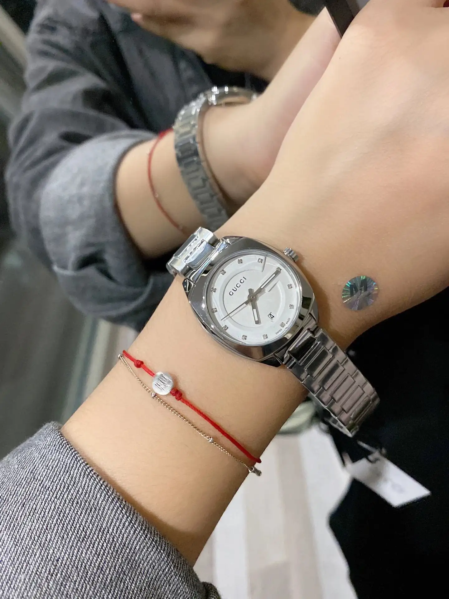 Gucci Watches [3 styles] view 2