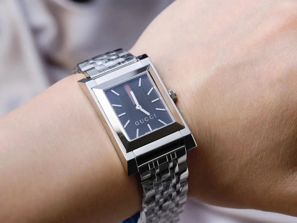 Gucci Quartz Watch [4 styles] view 6