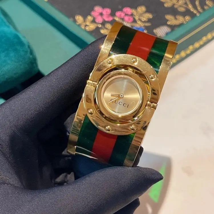 Gucci Quartz Watch [5 styles] view 6