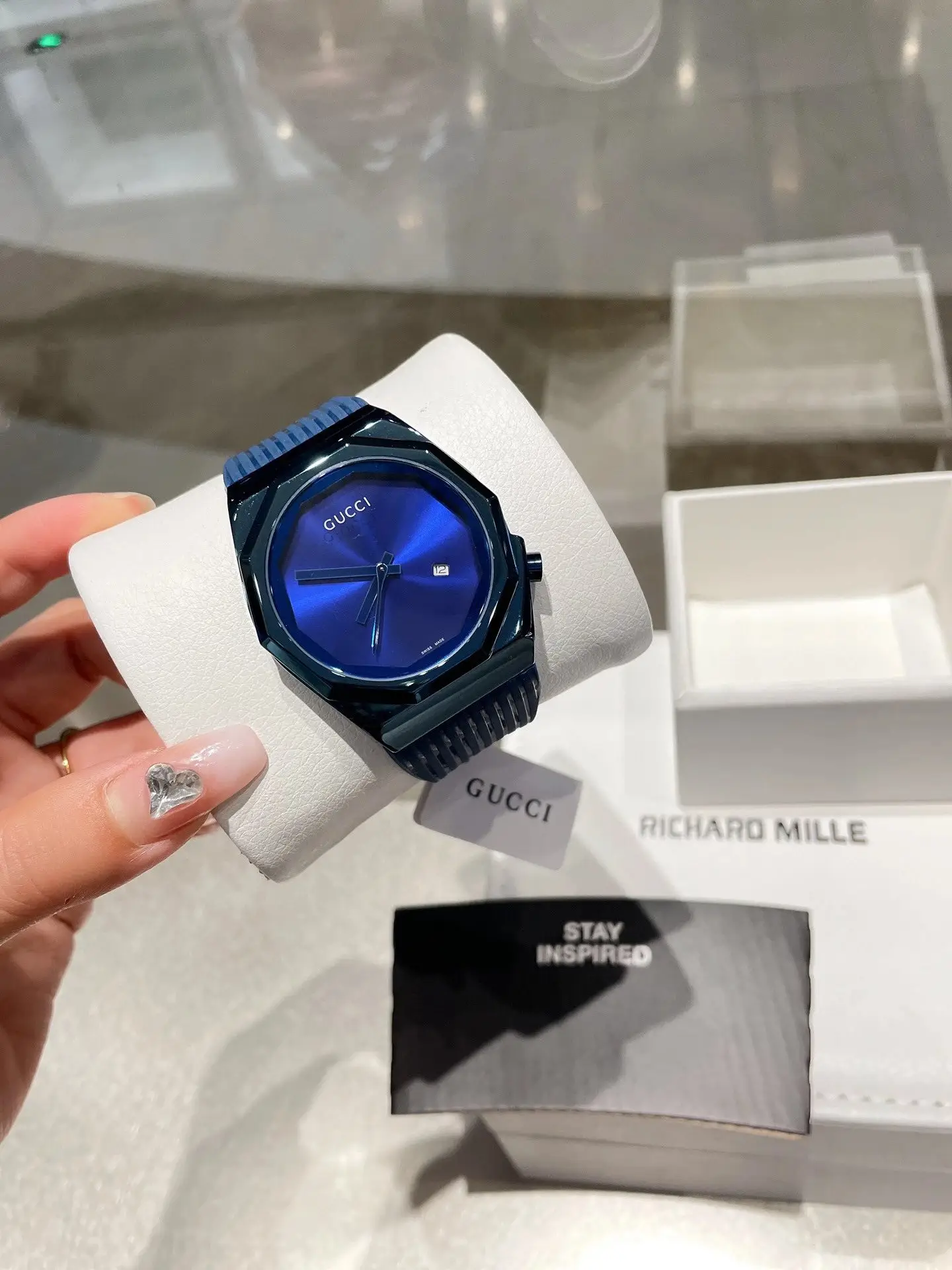 Gucci Watches [5 styles] view 6
