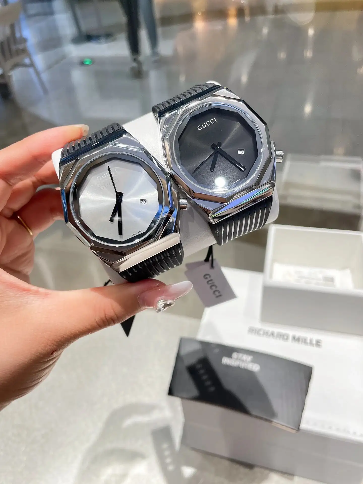 Gucci Watches [5 styles] view 9