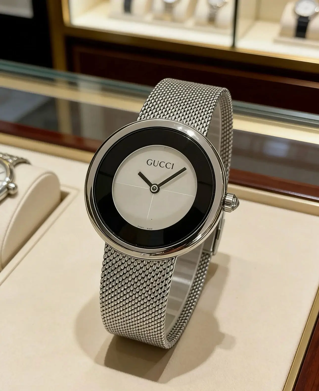 Gucci Watches [3 styles] view 5